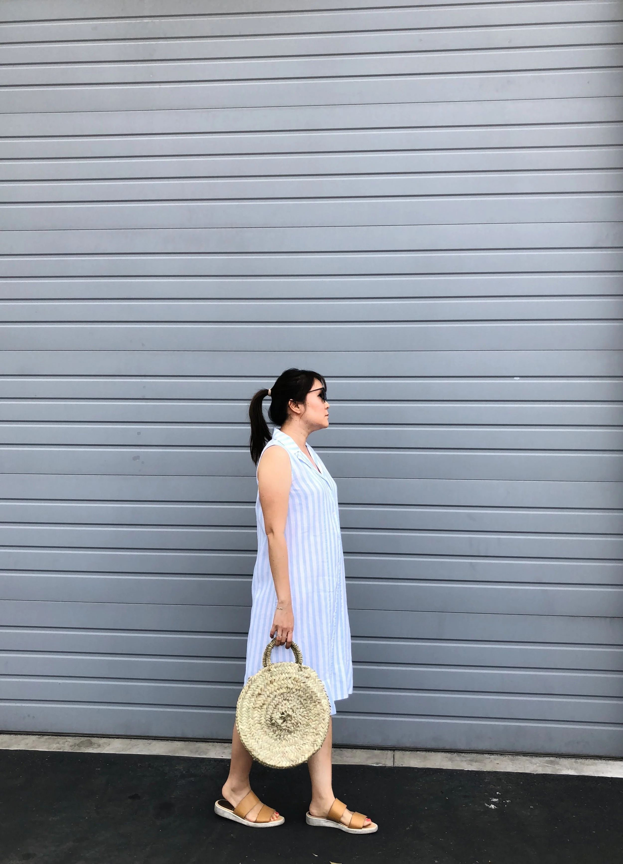 Everlane Review The Linen Sleeveless Shirtdress Fairly Curated